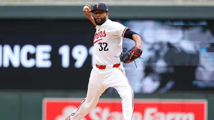 Jay Jackson pitching for the Twins